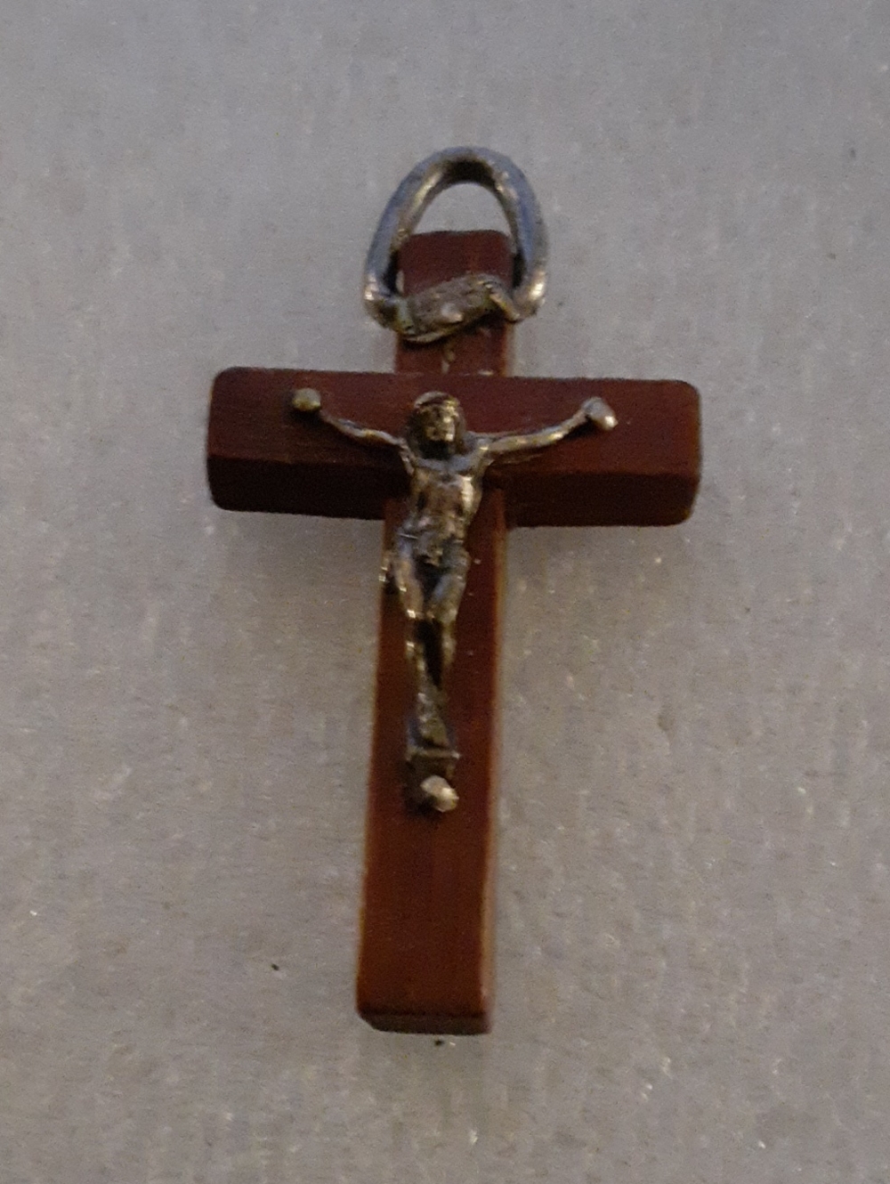 Wooden Brown Crucifix Pendant Necklace with Silver Tone Corpus